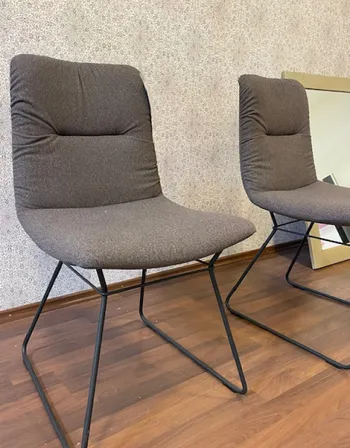 Stuhl: 60.- €